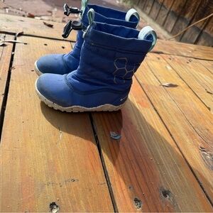 Vivobarefoot tracker boots